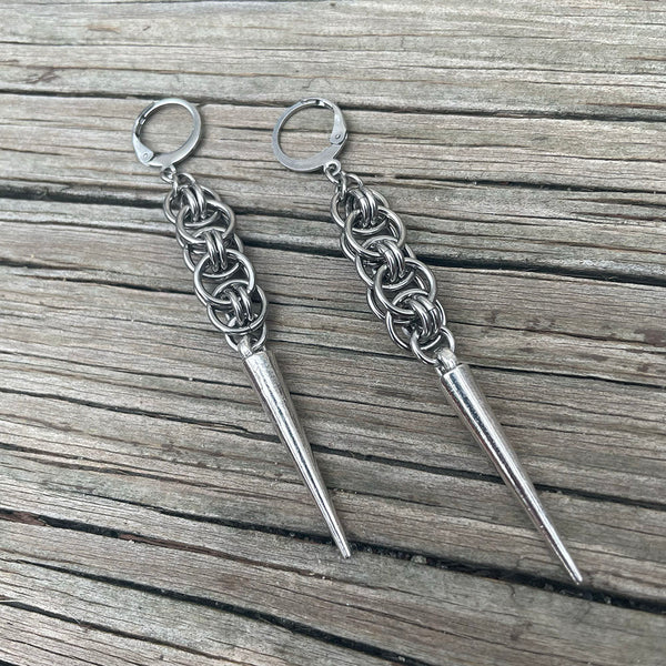 Small Helm Chain Spike Earrings