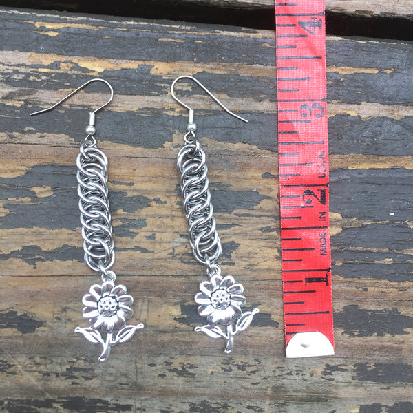 Silver Daisy Medium Chainmaille Earrings