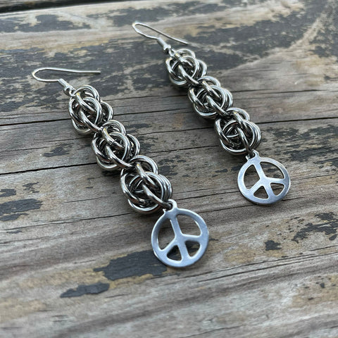 Sweet Pea(ce) Chainmaille Earrings