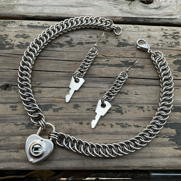 Sweetheart of the Rodeo Lock Necklace Set